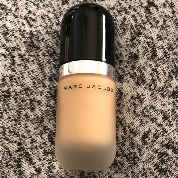 Marc Jacobs Other - Marc Jacobs 22 Bisque Light Re(Marc)able Full Cover Foundation